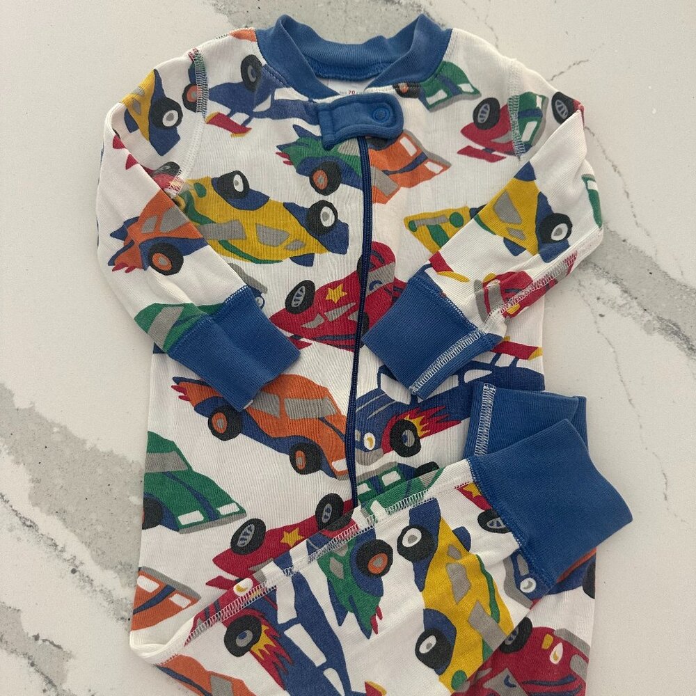 Hanna Andersson Hot Rod/Cars Toddler Zip Pajamas, Size 70 (9-18 months)